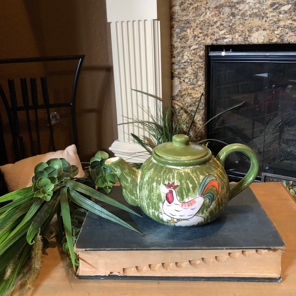 Vintage Ceramic Teapot; Rooster - Picture 1 of 10